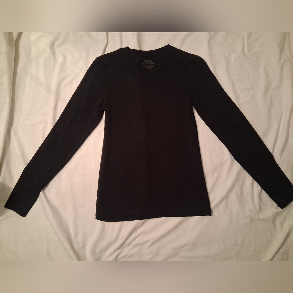 Elegant Black Long Sleeve Women's Tee